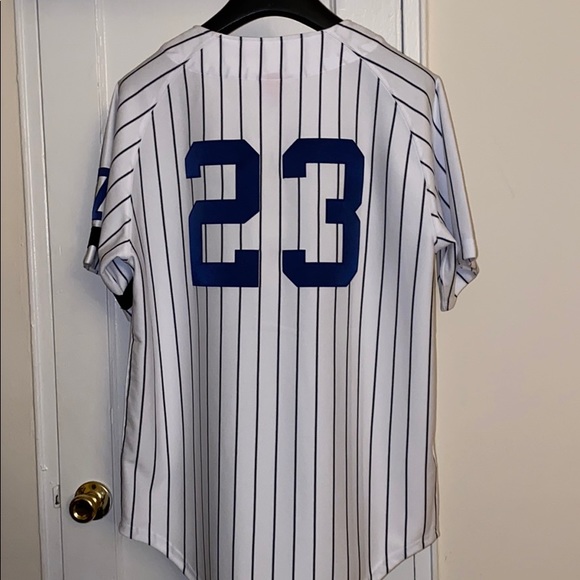 NY Yankees Authentic Jersey - Picture 2 of 5